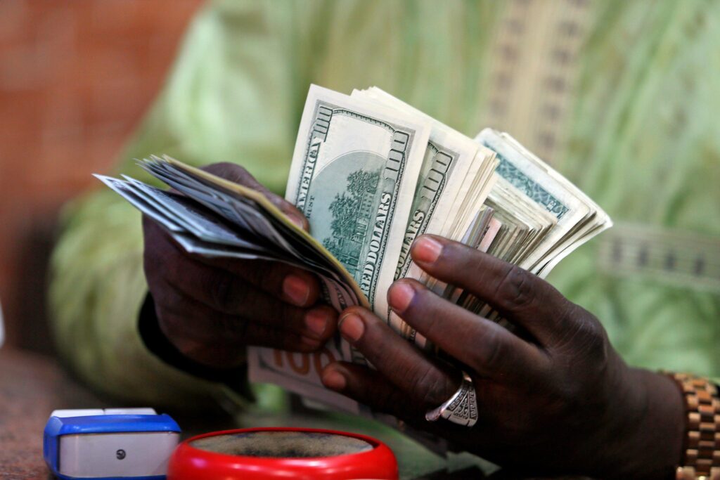 US dollar and Nigerian naira linked to Nigeria foreign reserves