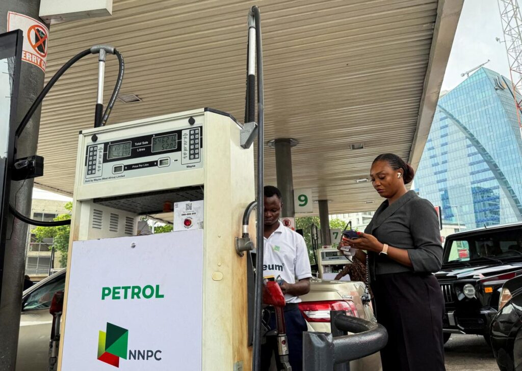 Nigeria’s Week in Review: Election Politics, Economic Pressure, Security Reform and Floods 3 nigeria news