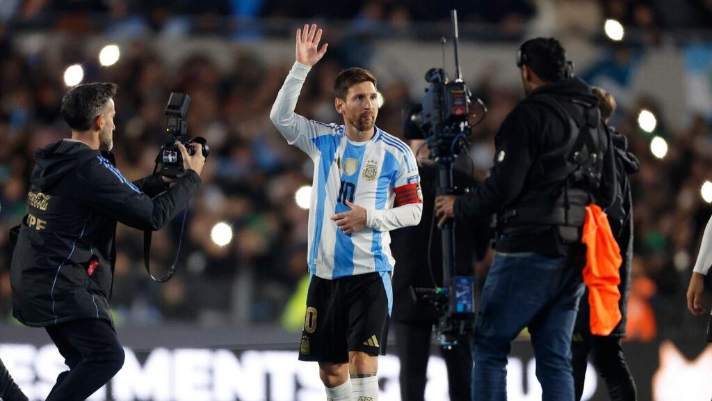 lionel messi argentina farewell