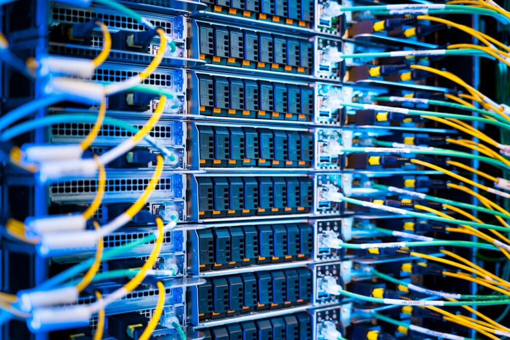 Global News Review: AI Financing Risks, Ukraine’s Security Challenge and the Test of Global Governance 2 AI Infrastructure Financing